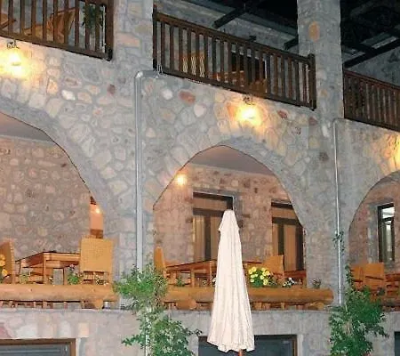 Lefteri's & Loukia's In Tzoumerka With Pool Maison d'hôtes