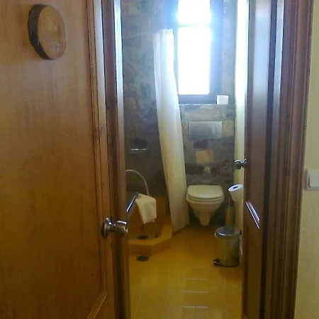 Lefteri's & Loukia's Guest house