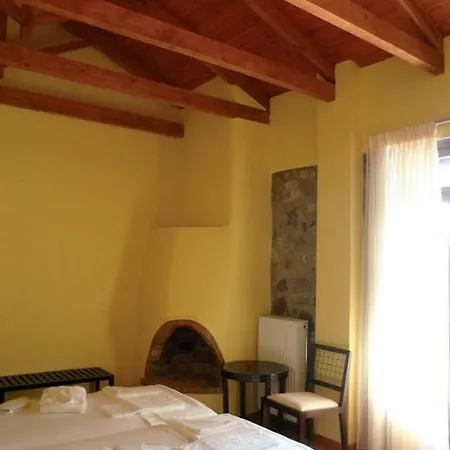 Lefteri's & Loukia's In Tzoumerka With Pool Maison d'hôtes