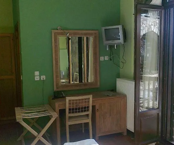 Lefteri's & Loukia's In Tzoumerka With Pool Maison d'hôtes Neraida (Trikala)