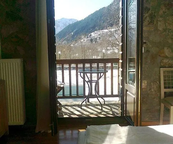 Lefteri's & Loukia's In Tzoumerka With Pool 4*